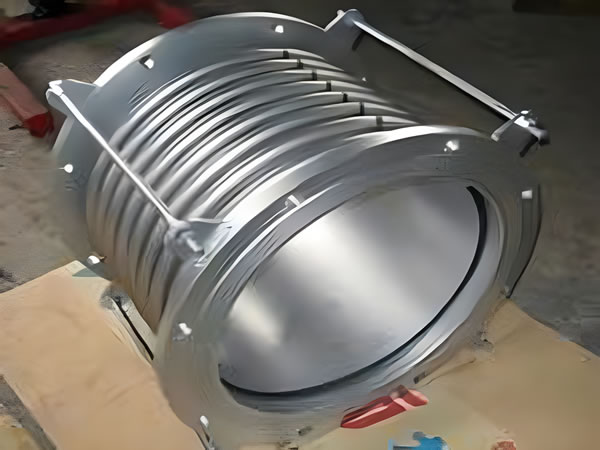 内压波纹补偿器